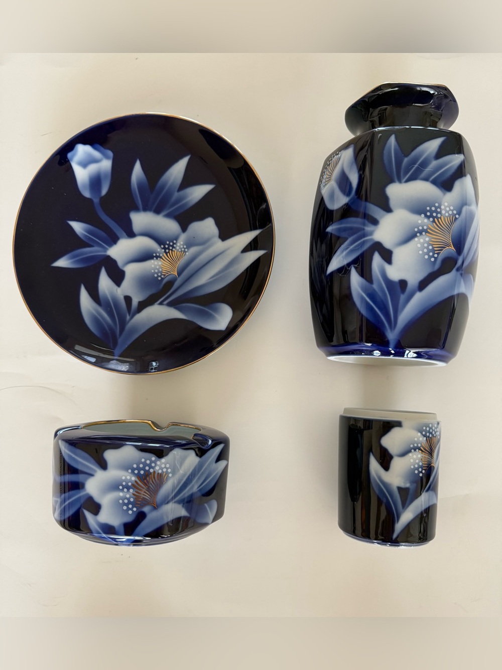 Vintage Japanese Cobalt Blue Porcelain 4-Piece Set – White Lilies & Gold Accents